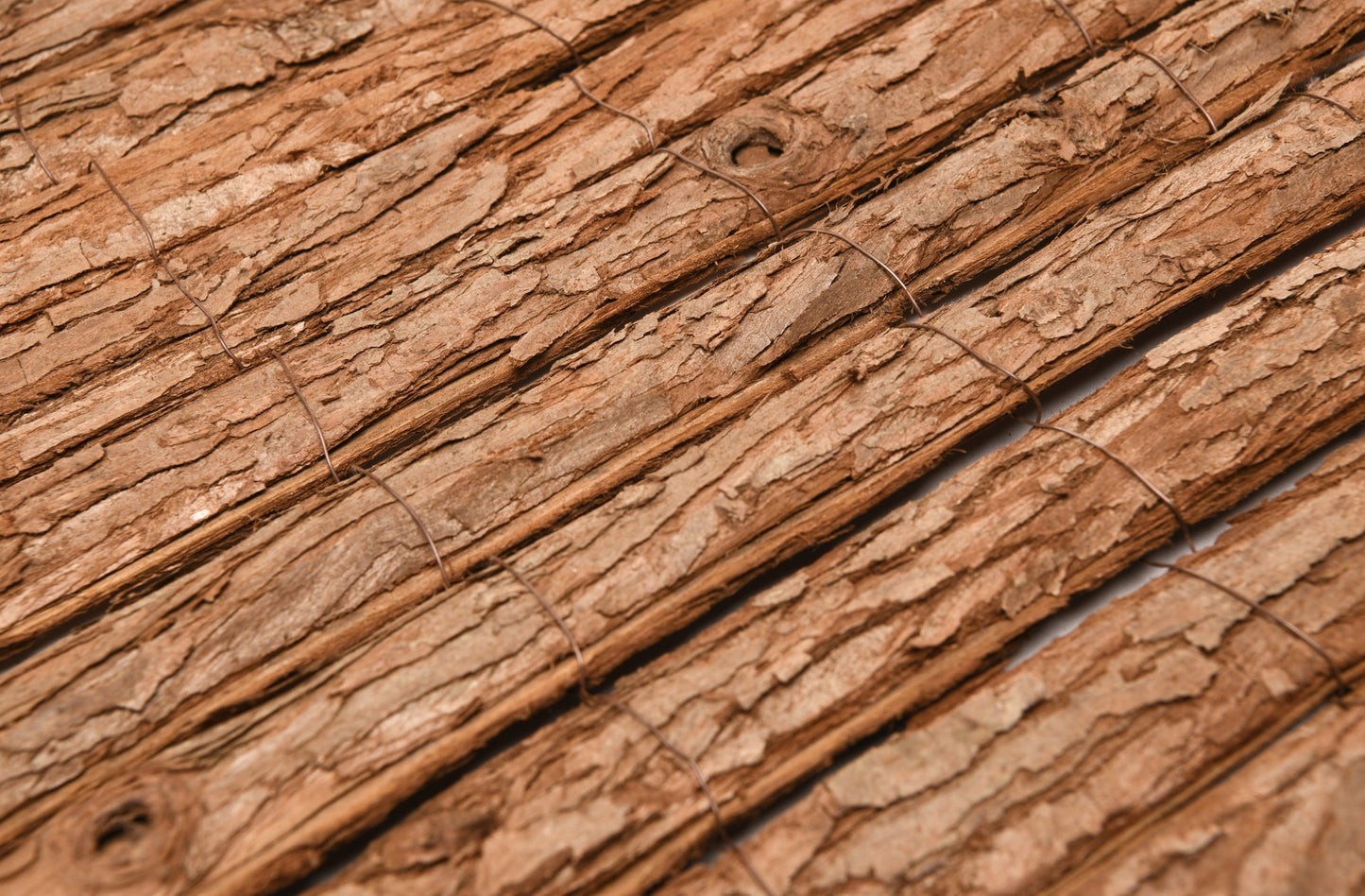 Boomschors mat - Tuinafscheiding