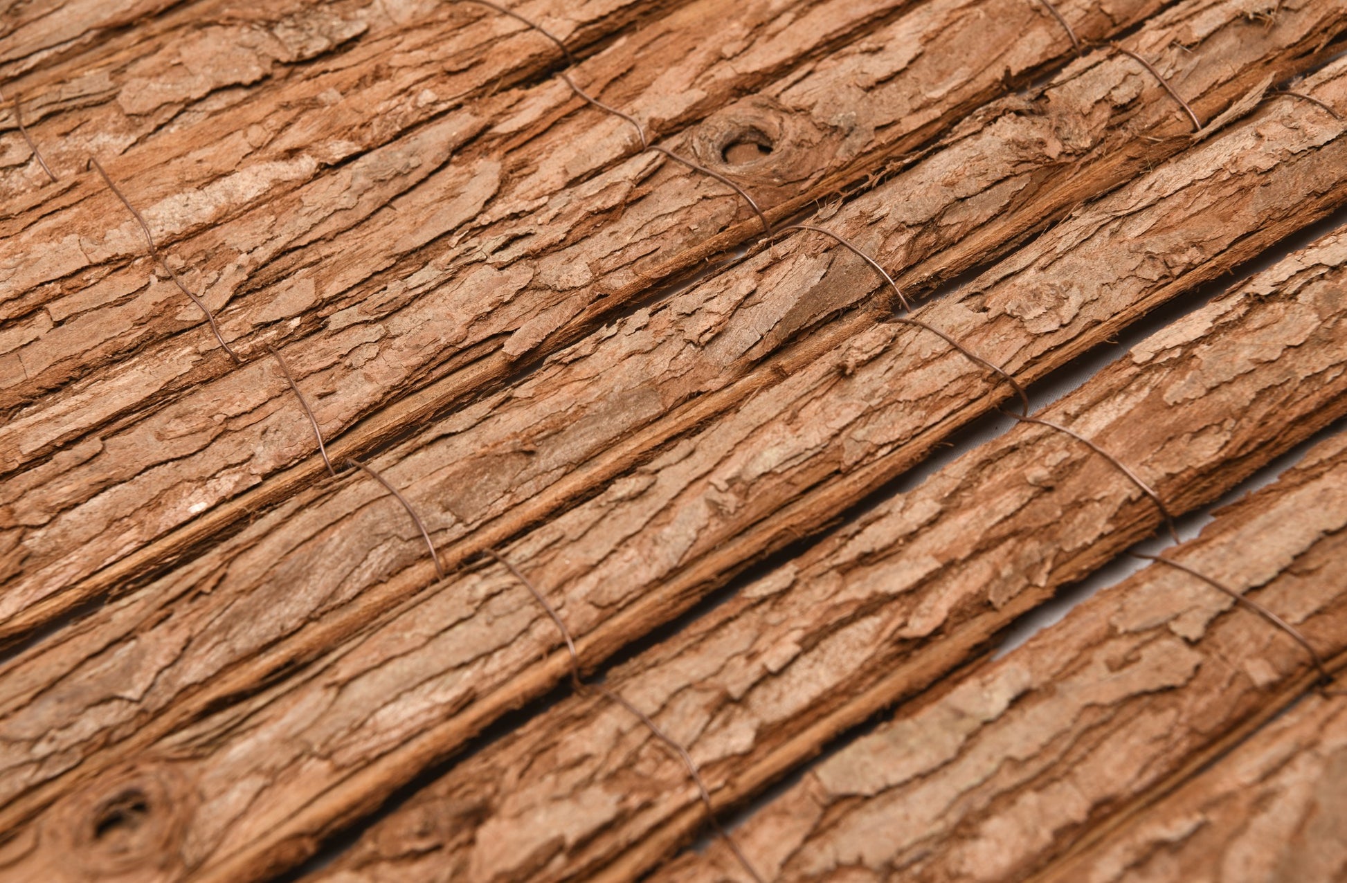 Boomschors mat - Tuinafscheiding