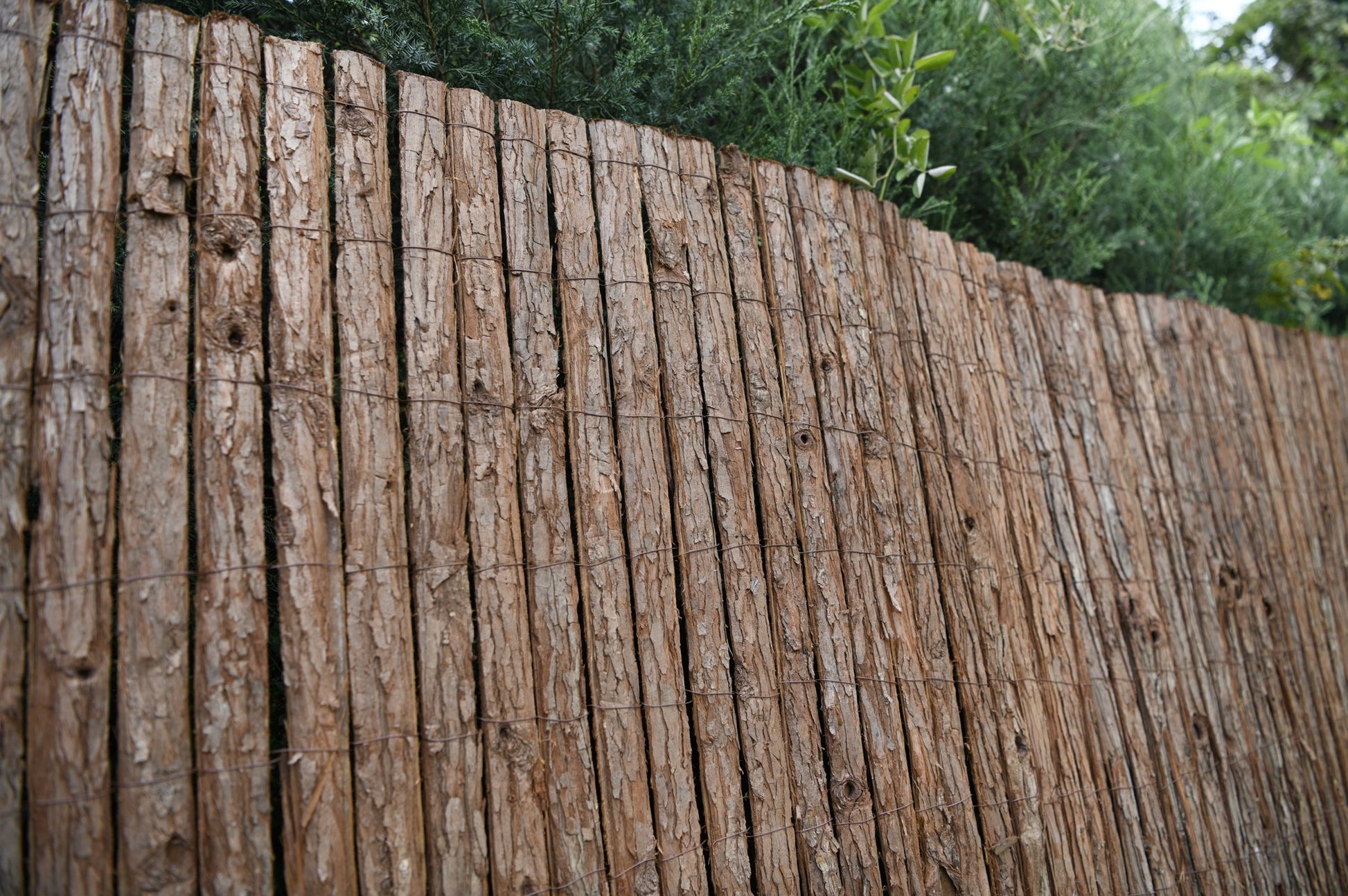 Boomschors mat - Tuinafscheiding